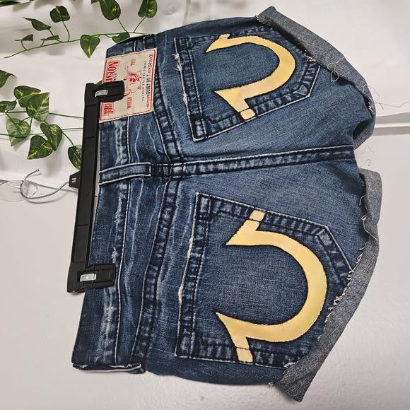 True Religion Dark Blue Jean Shorts - Picture 1 of 9